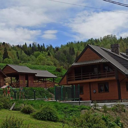 Сімейний Затишок Апартаменти Oryavchyk Exterior foto